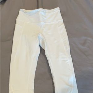 Lululemon running tight